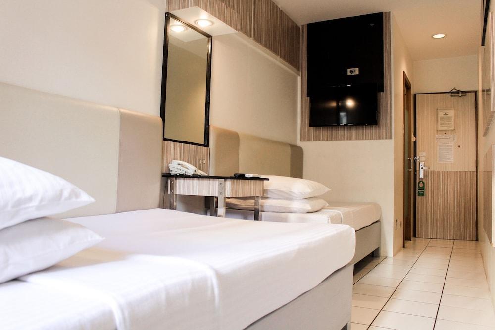 מנילה Hostel 1632 מראה חיצוני תמונה
