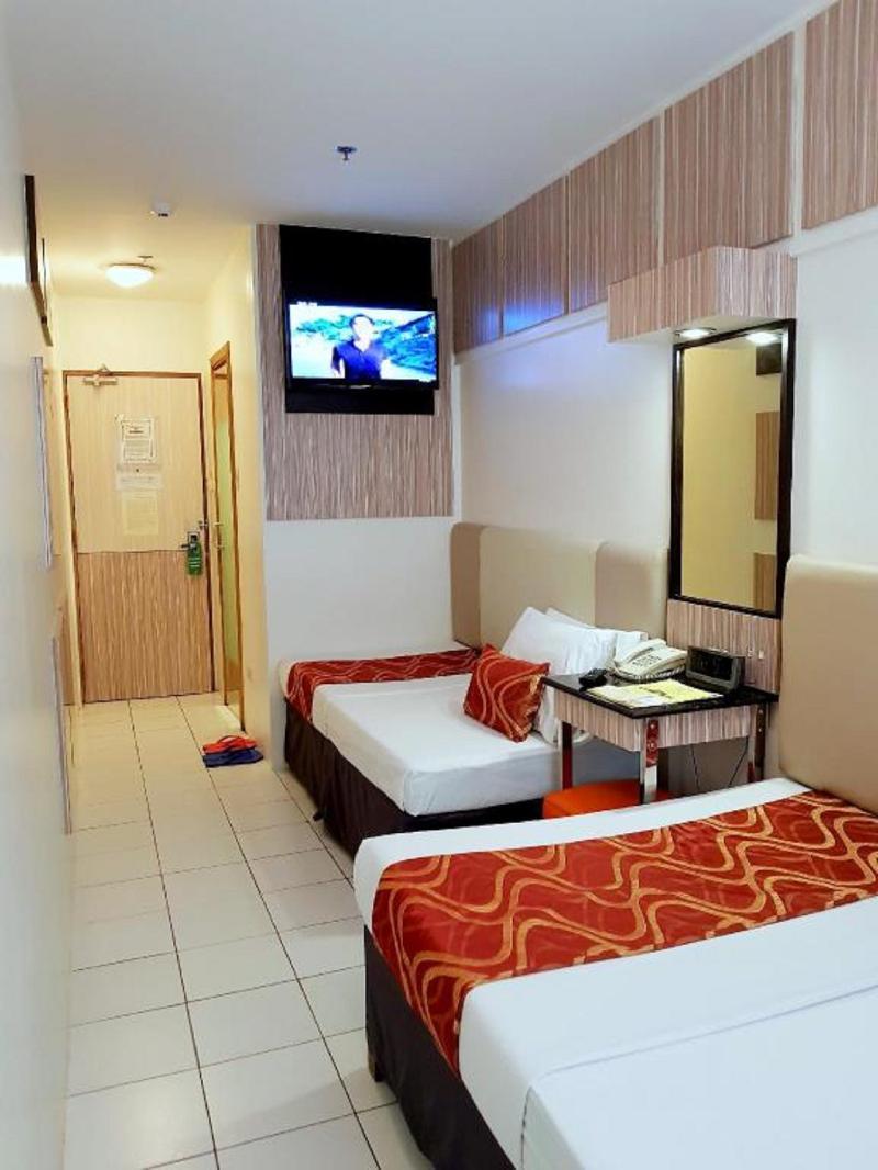 מנילה Hostel 1632 מראה חיצוני תמונה