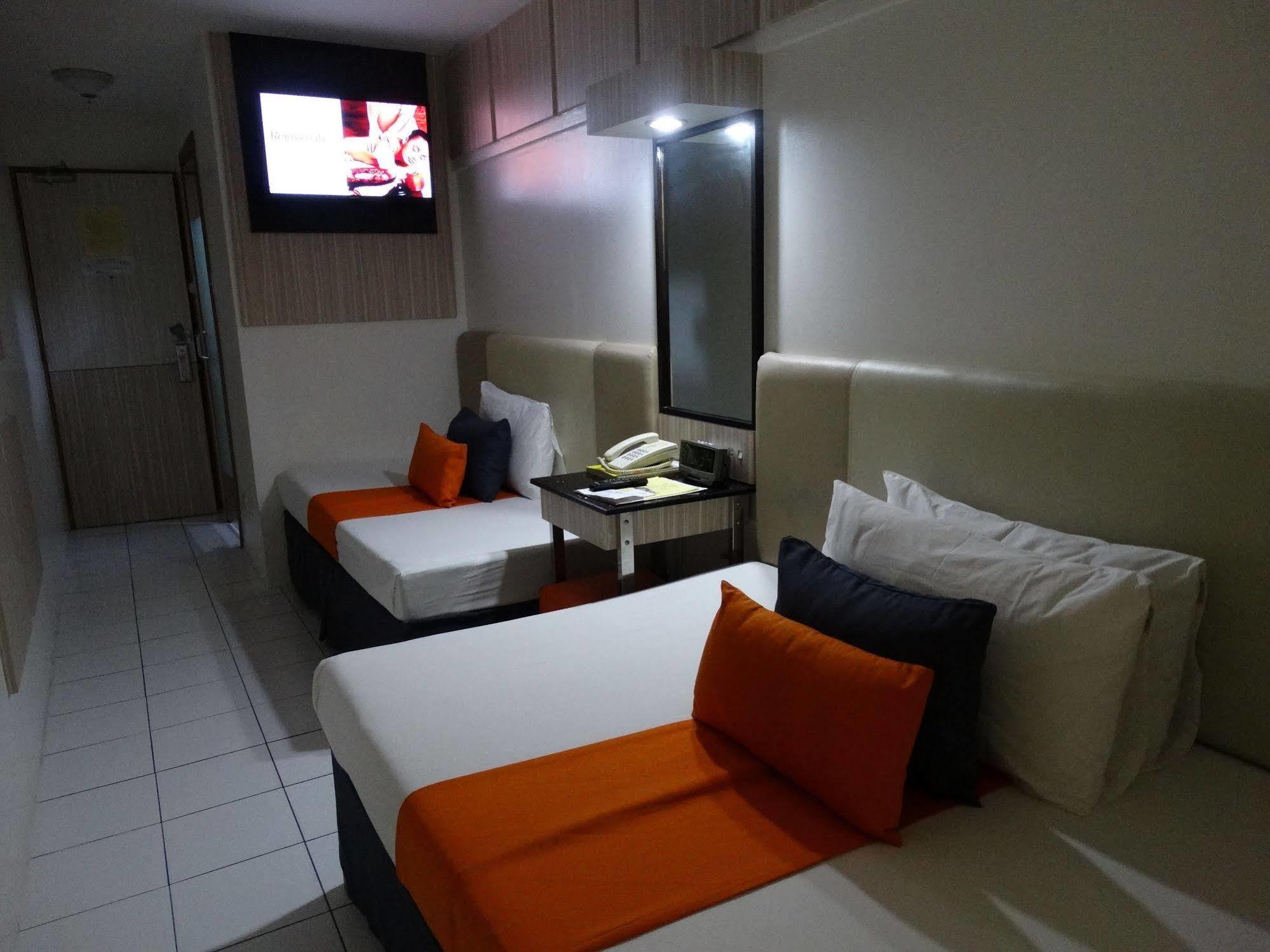 מנילה Hostel 1632 מראה חיצוני תמונה