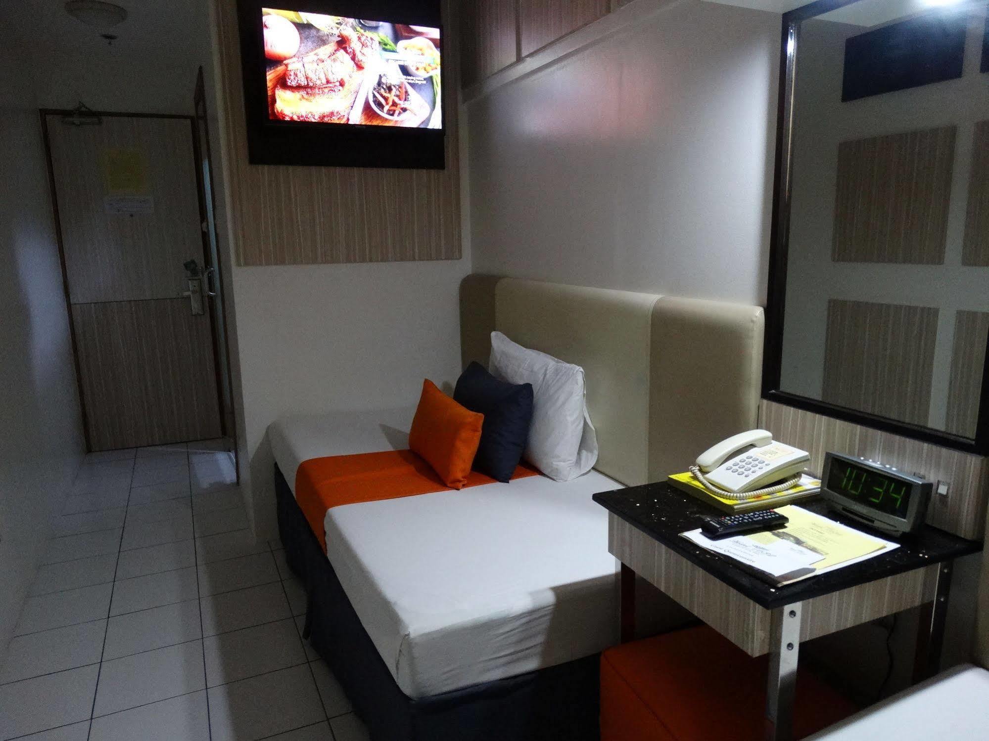 מנילה Hostel 1632 מראה חיצוני תמונה