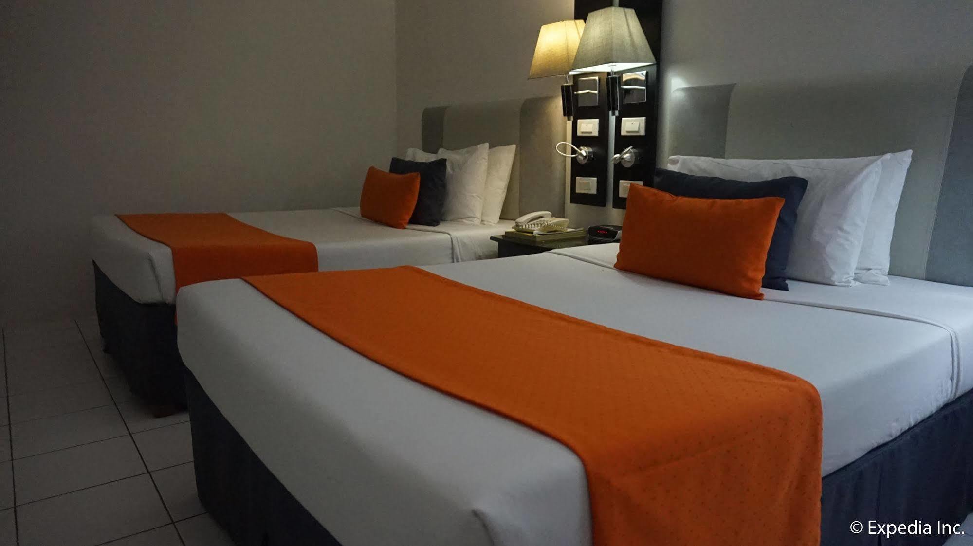 מנילה Hostel 1632 מראה חיצוני תמונה